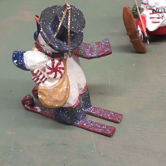 Skiing Santa's, Snowmen, & moose - Picture 3 of 13